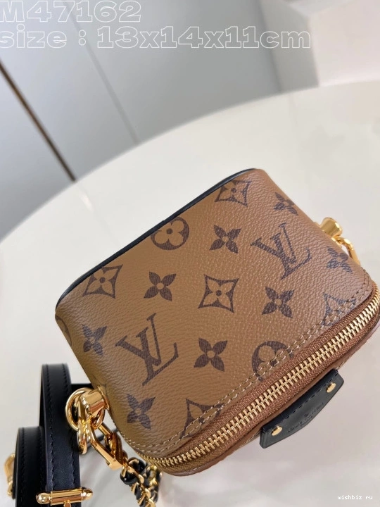 WIS VUITTON Case-13*14*11.5CM In LOUIS Just 0808